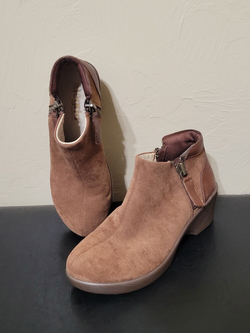 Alegria Women’s Sloan Ankle Boots Tan Brown Suede Size 36
